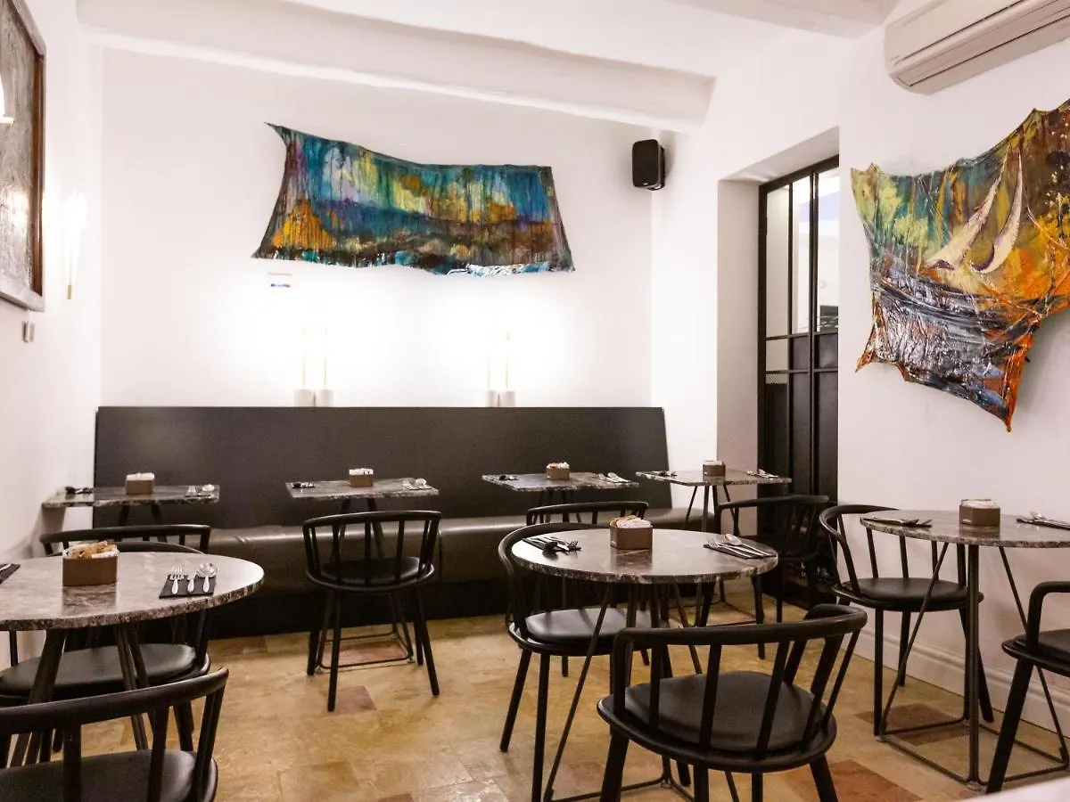 Merchant Suites La Valette Hotel